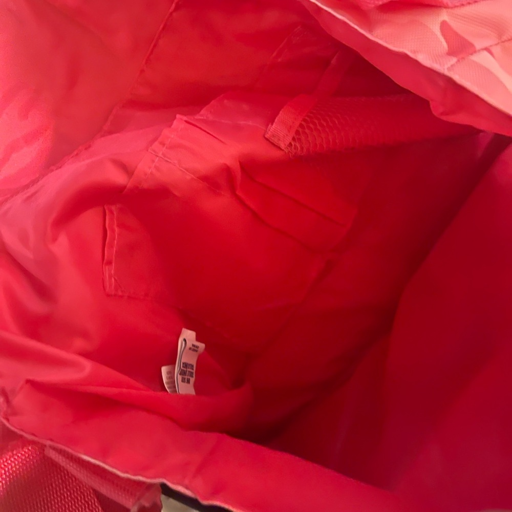 Pink camouflage messenger bag - Picture 3 of 5